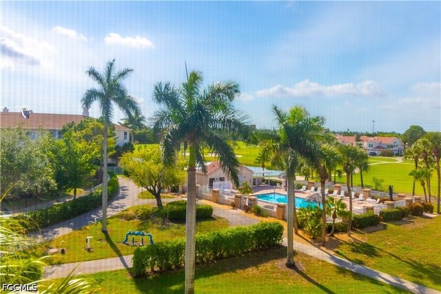 7430 Lake Breeze DR 403, Fort Myers, FL 33907