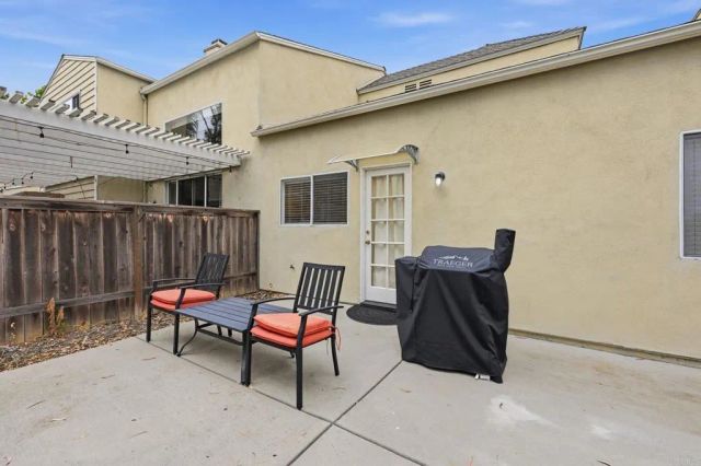 2633 Regent Road, Carlsbad, CA 92010