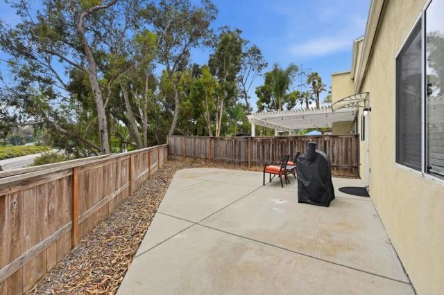 2633 Regent Road, Carlsbad, CA 92010