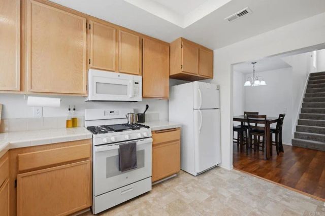 2633 Regent Road, Carlsbad, CA 92010
