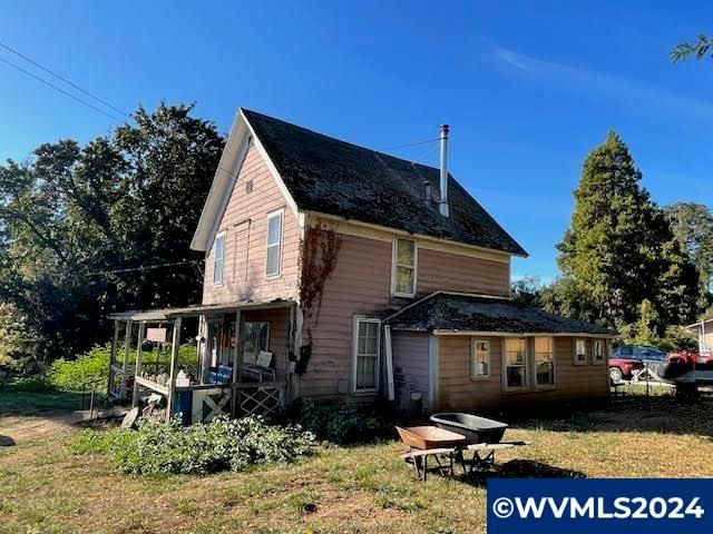 541 NW Churchman Dr, Willamina, OR 97396