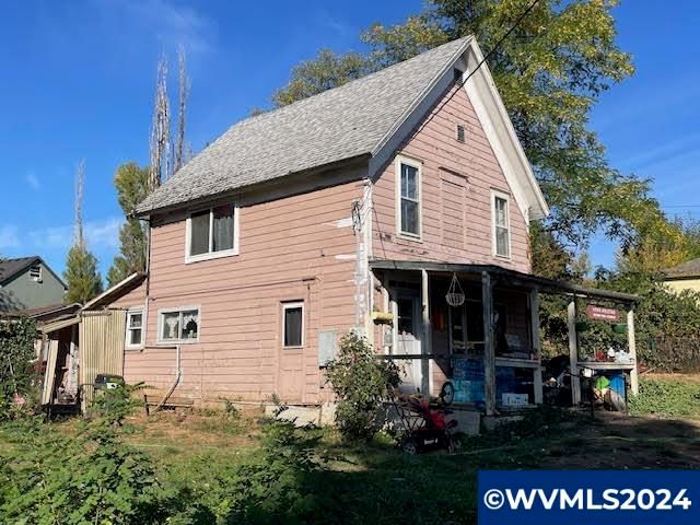 541 NW Churchman Dr, Willamina, OR 97396