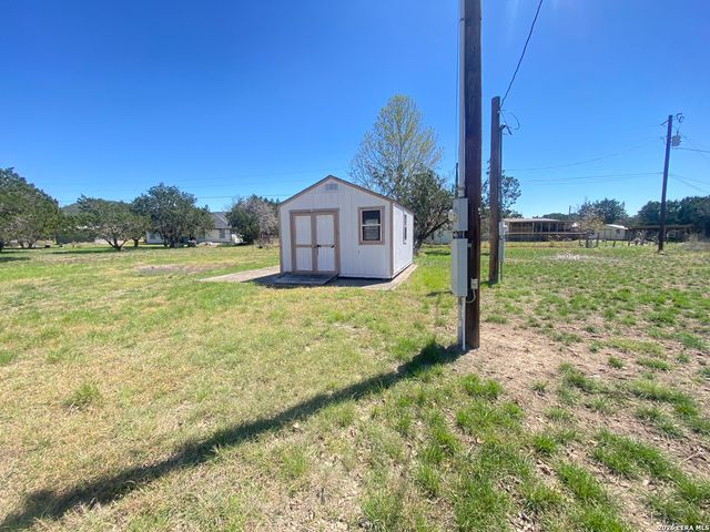 269 Y O Coleman, Leakey, TX 78873