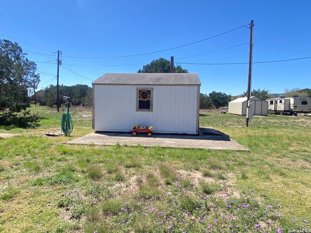 269 Y O Coleman, Leakey, TX 78873