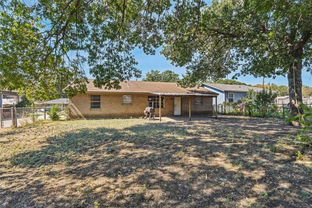 622 Power Drive, Duncanville, TX 75116