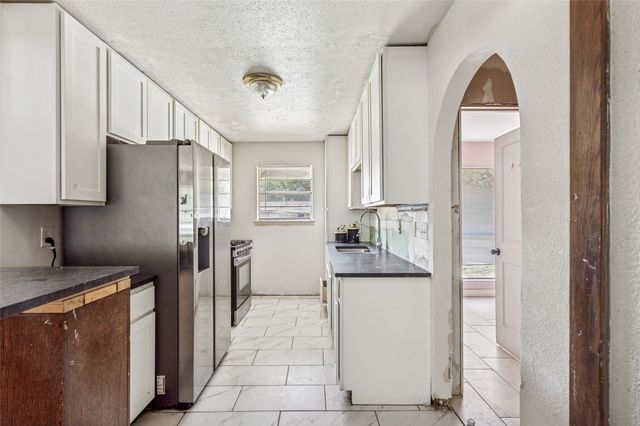 622 Power Drive, Duncanville, TX 75116