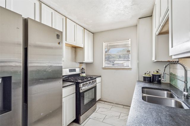 622 Power Drive, Duncanville, TX 75116