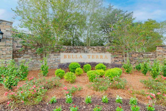 820 Carrozza Lane, Foley, AL 36535