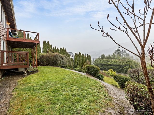 24094 Walker Valley Road, Mount Vernon, WA 98274