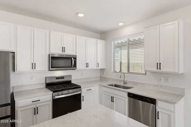17812 W OBERLIN Way, Surprise, AZ 85387