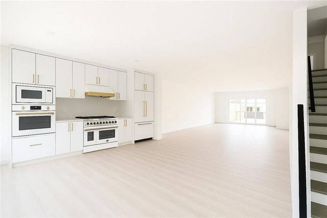1180 Holly Street NW, Atlanta, GA 30318