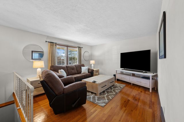 3232 W 13th Street, Davenport, IA 52804