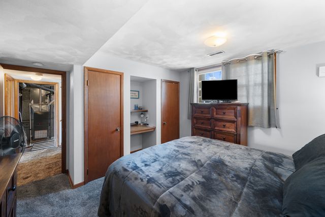 3232 W 13th Street, Davenport, IA 52804