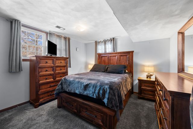 3232 W 13th Street, Davenport, IA 52804