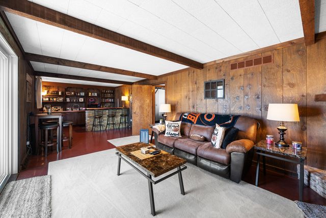 3232 W 13th Street, Davenport, IA 52804