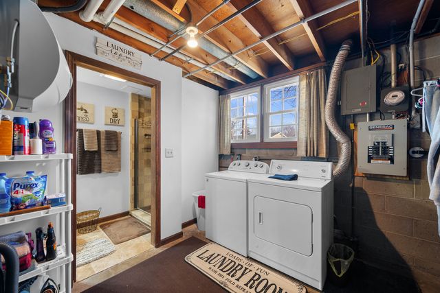 3232 W 13th Street, Davenport, IA 52804