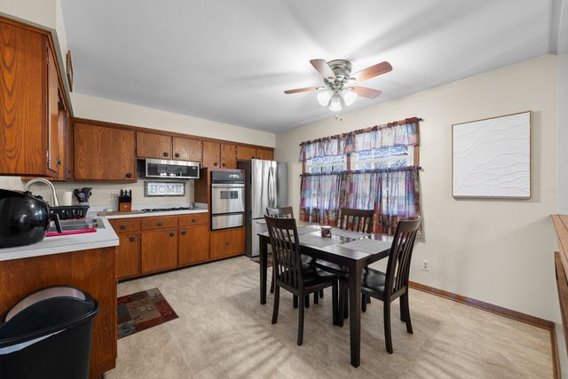 3232 W 13th Street, Davenport, IA 52804