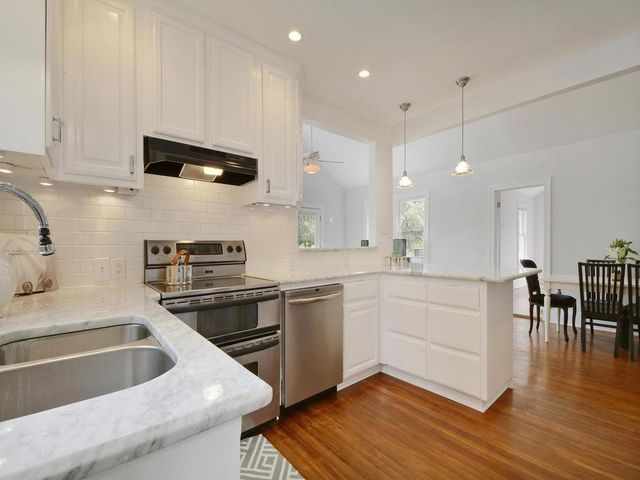 2407 De Soto DR, Austin, TX 78733