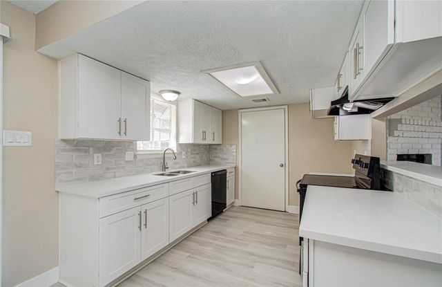 13843 Rosetta Drive, Cypress, TX 77429