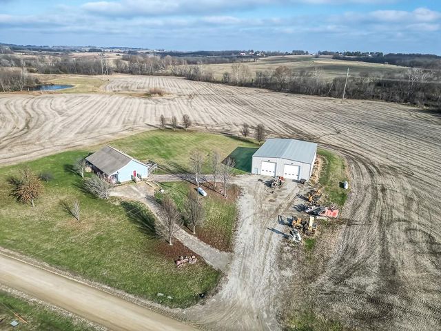 25276 183rd Street, Leavenworth, KS 66048