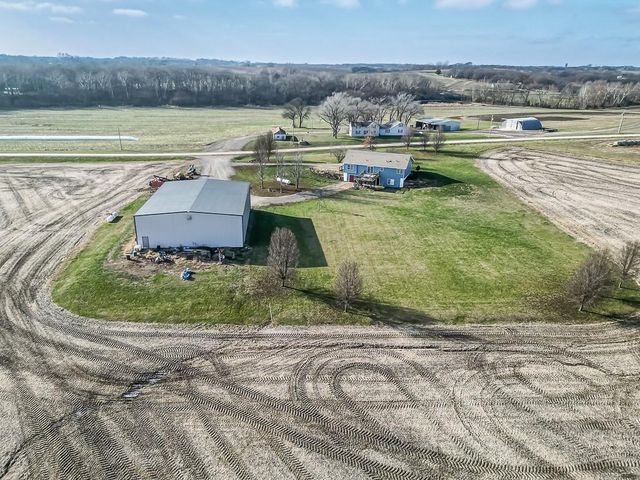 25276 183rd Street, Leavenworth, KS 66048
