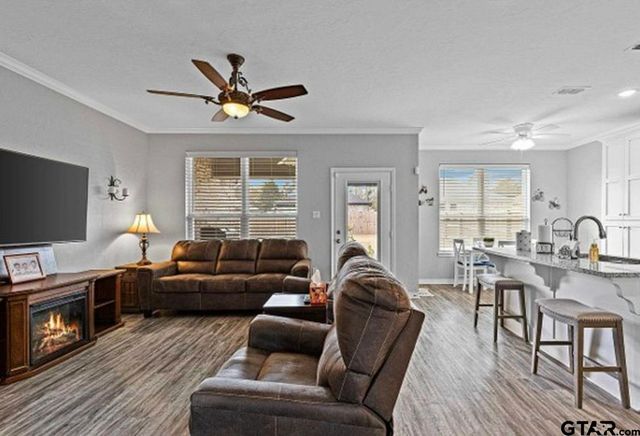 170 HIGHLAND FOREST DR, Gilmer, TX 75644