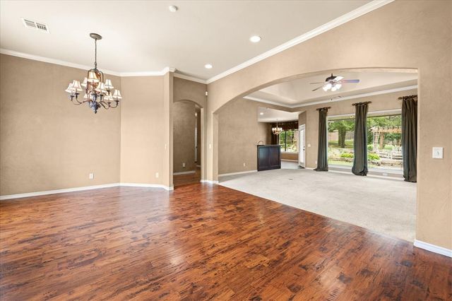 2901 Bracken Court, Edmond, OK 73034