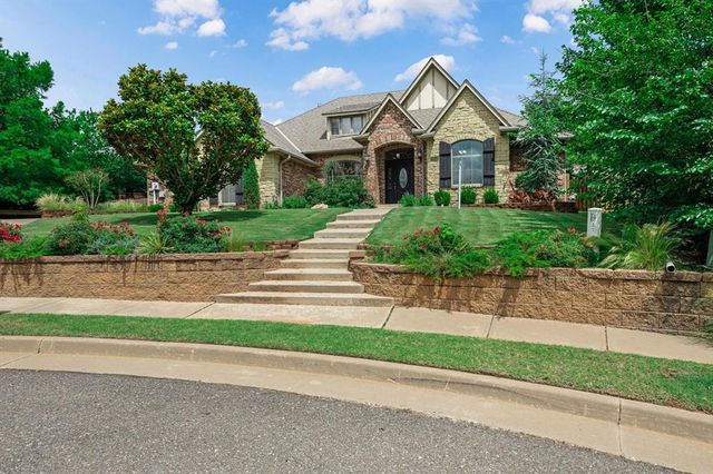2901 Bracken Court, Edmond, OK 73034
