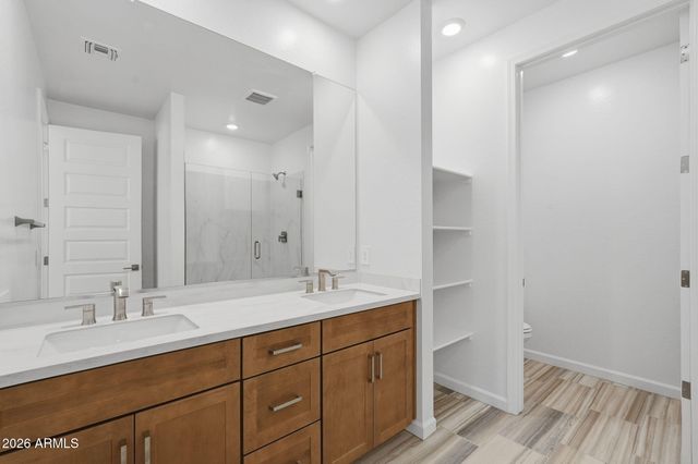 1153 E Kachina Trail, Phoenix, AZ 85042