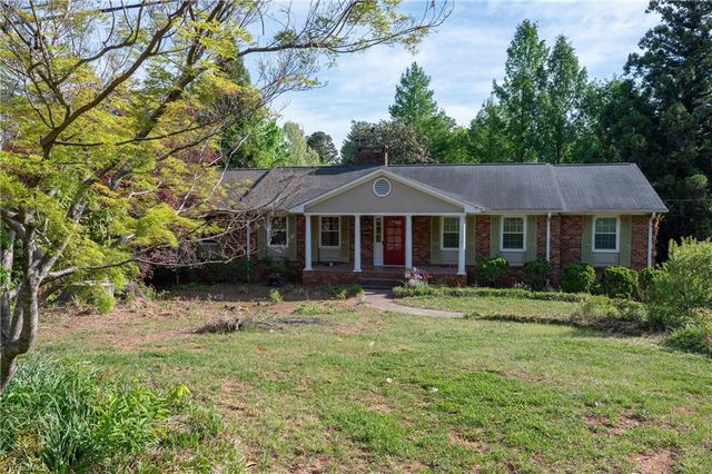 4229 Mashie Drive, Pfafftown, NC 27040