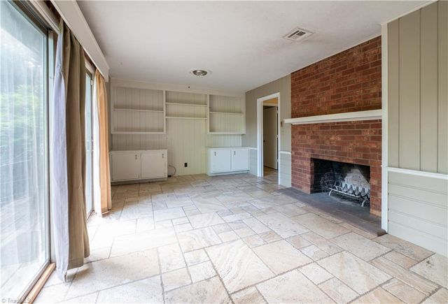 4229 Mashie Drive, Pfafftown, NC 27040