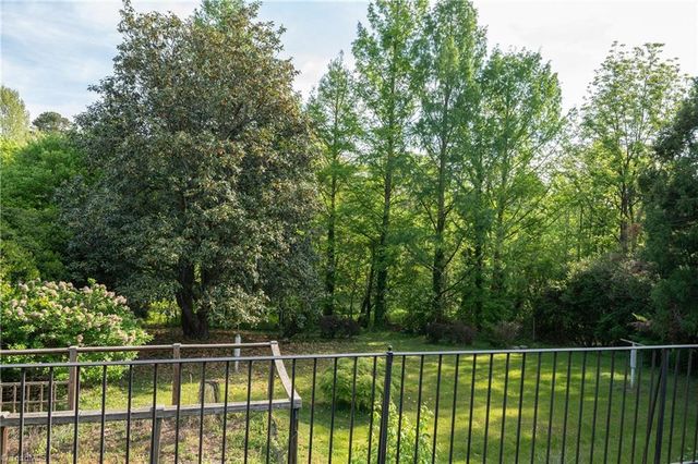 4229 Mashie Drive, Pfafftown, NC 27040