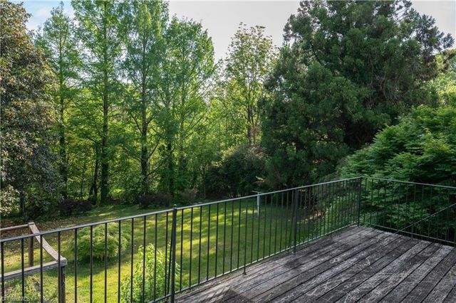 4229 Mashie Drive, Pfafftown, NC 27040