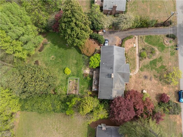 4229 Mashie Drive, Pfafftown, NC 27040