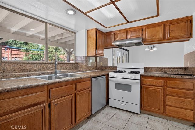 37723 Sandra Lane, Palmdale, CA 93550