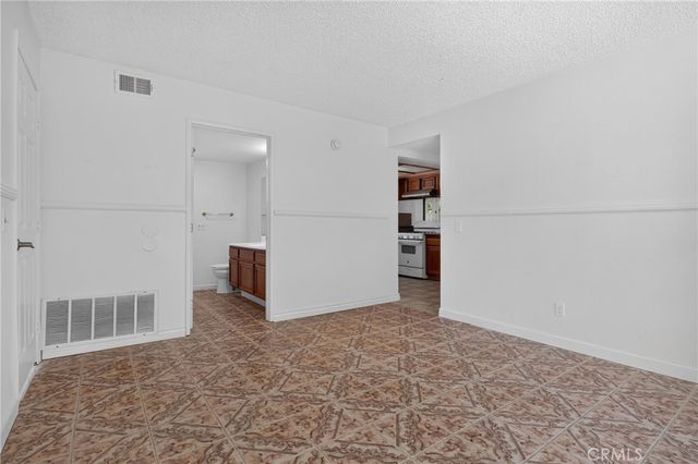 37723 Sandra Lane, Palmdale, CA 93550
