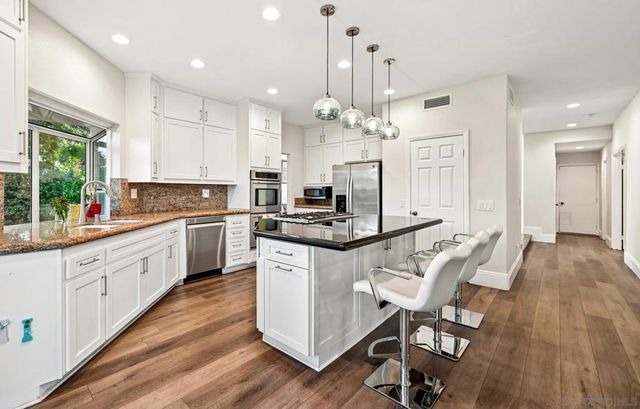 4521 Tarantella Lane, San Diego, CA 92130