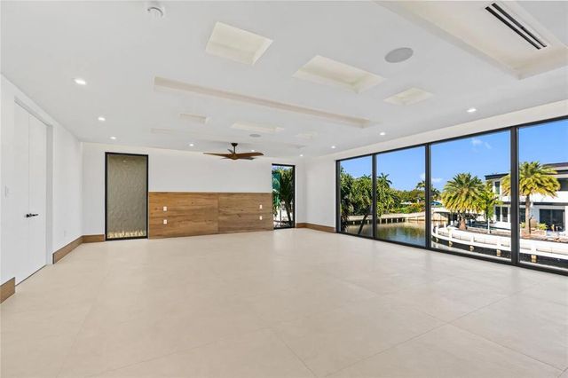 2441 NE 48th Court, Lighthouse Point, FL 33064