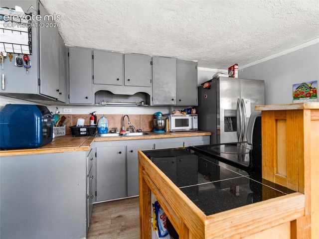 1611 Locust Street, Canon City, CO 81212
