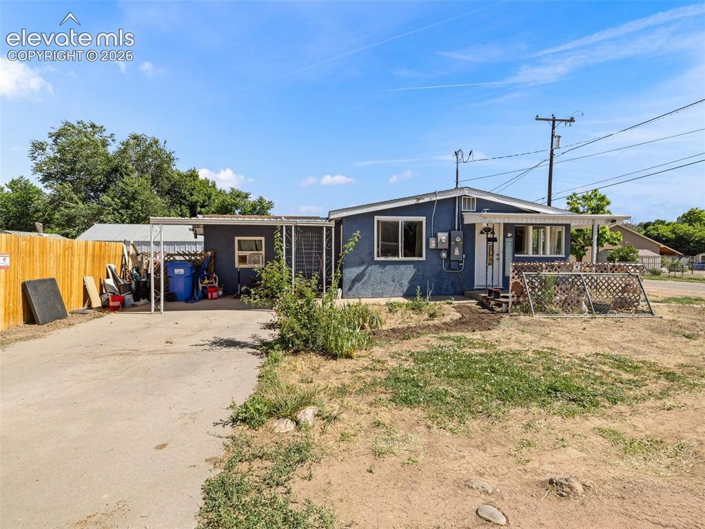 1611 Locust Street, Canon City, CO 81212