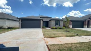 10208 NW 28th Street, Yukon, OK 73099