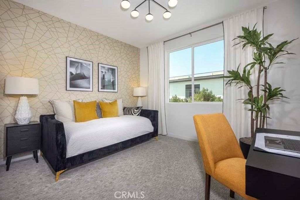 Image 12 of property listing at 3660 W S. Eichler Paseo 1, Ontario, CA 91761