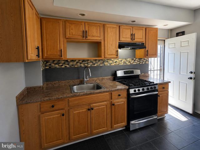 4801 N 10TH ST, Philadelphia, PA 19141