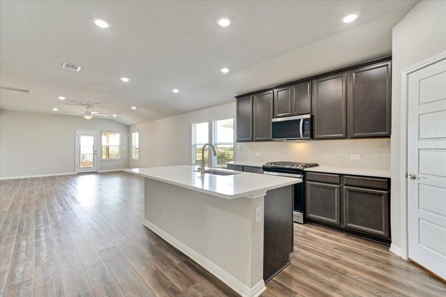 2945 Mill Run BND, Round Rock, TX 78665