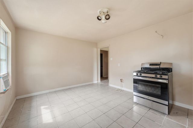 9318 Bertwood Street, Houston, TX 77016
