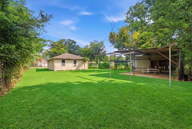 9318 Bertwood Street, Houston, TX 77016