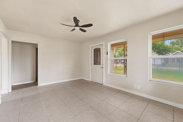 9318 Bertwood Street, Houston, TX 77016