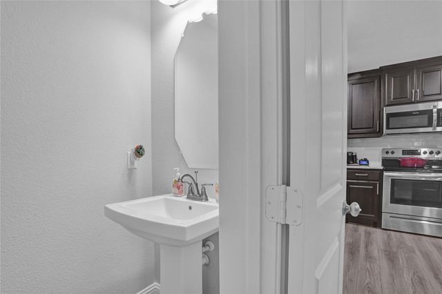 6808 Topaz Drive, Greenville, TX 75402