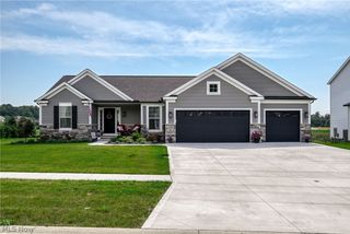 2182 Sugar Maple Drive, Kent, OH 44240