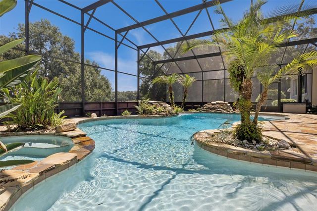 605 OLD MOUNT DORA ROAD, Eustis, FL 32726